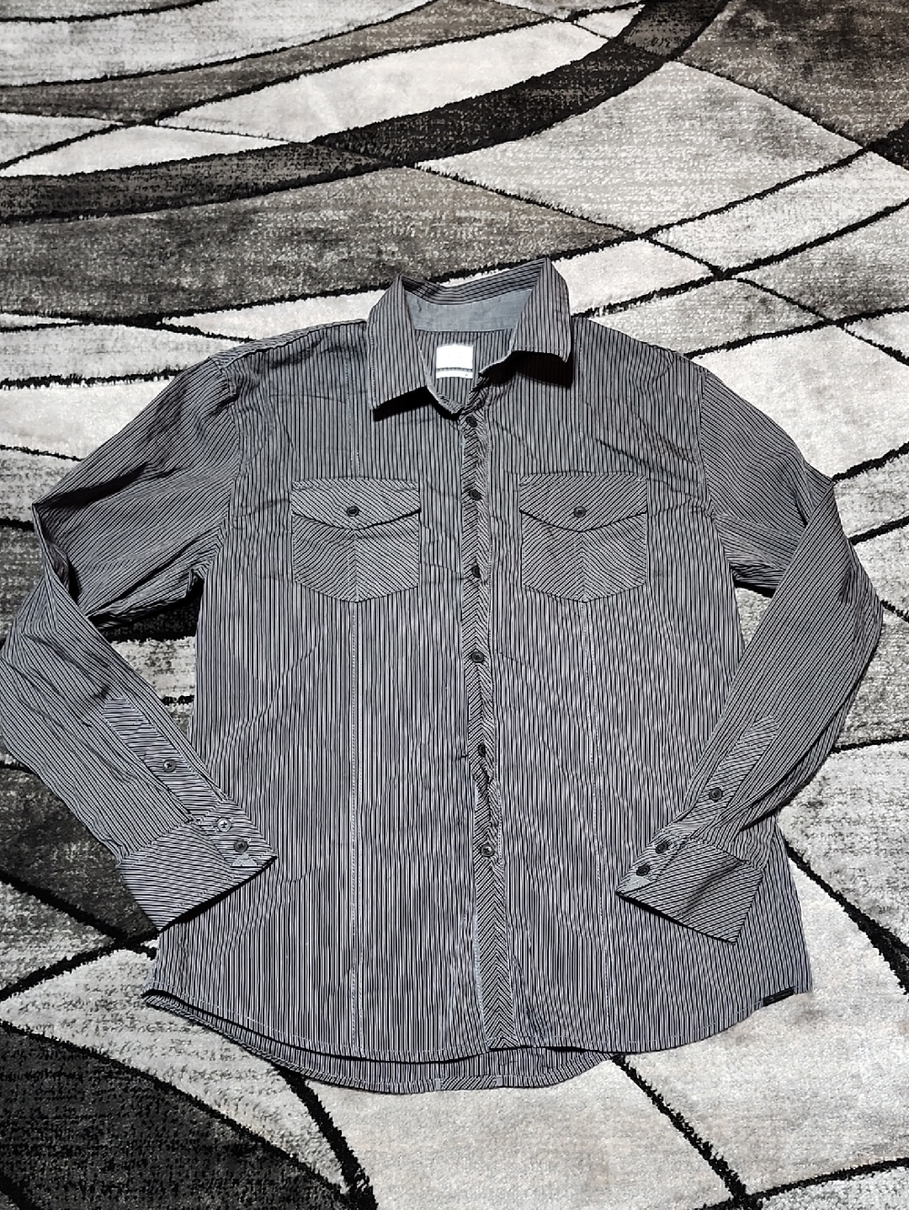 J.B HOLT "THE TRUMAN" STRIPED BUTTON-DOWN LONG-SLEEVE SHIRT